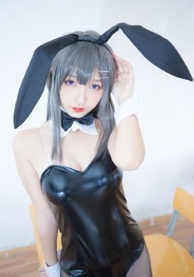 在车后座上狂躁c到高潮_未删减完整版