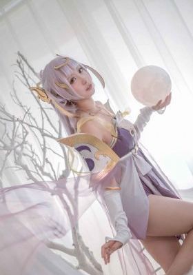老板和伊洛娜的爱情故事_1080免费在线播放